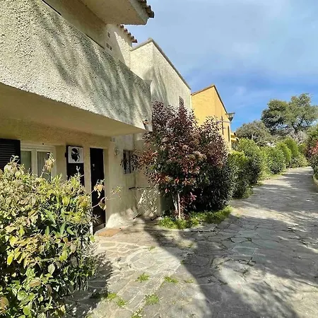 2 Pièces Avec Vue Sur à En Corse Du Sud * Porticcio (Corsica)