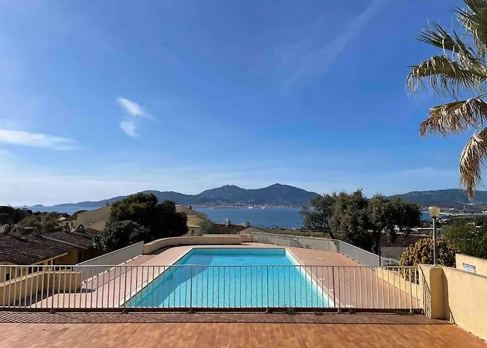 2 Pieces Avec Vue Sur A En Corse Du Sud *